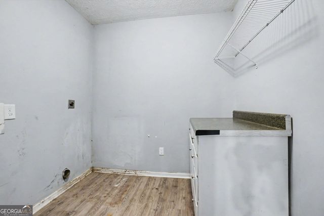 20 Lakeside Drive, Ellenwood, GA 30294