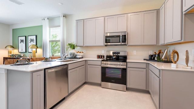 5804 ENERGY WAY, Clermont, FL 34714