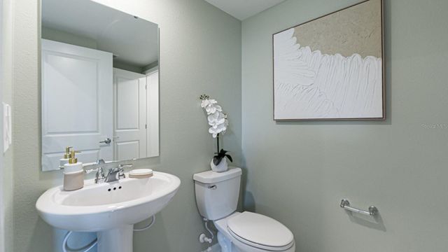 5804 ENERGY WAY, Clermont, FL 34714