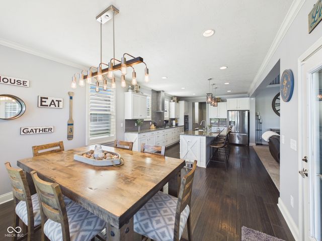 6842 Bladstone Road, Noblesville, IN 46062