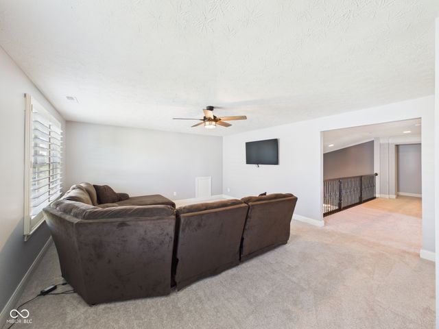 6842 Bladstone Road, Noblesville, IN 46062