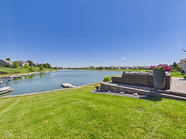 6842 Bladstone Road, Noblesville, IN 46062