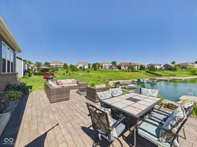 6842 Bladstone Road, Noblesville, IN 46062