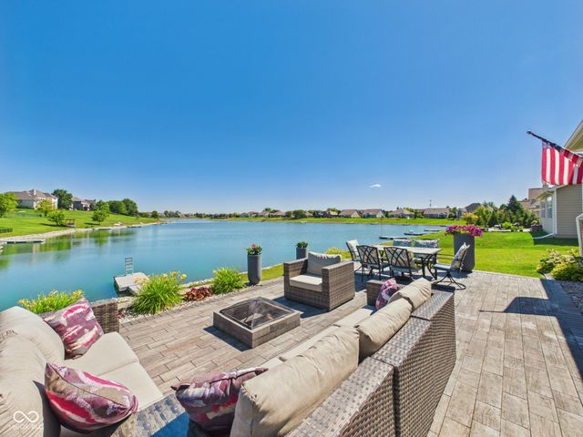 6842 Bladstone Road, Noblesville, IN 46062