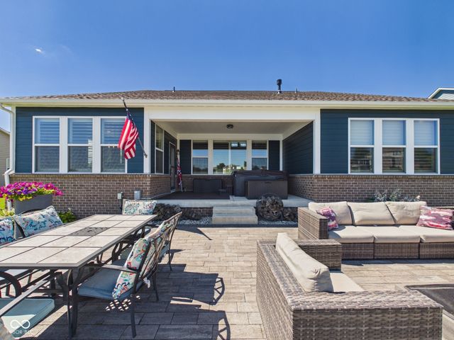 6842 Bladstone Road, Noblesville, IN 46062