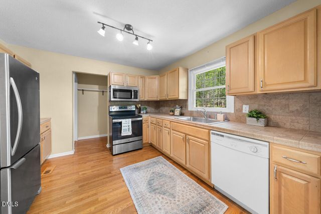 122 Stedwick Place, Durham, NC 27712