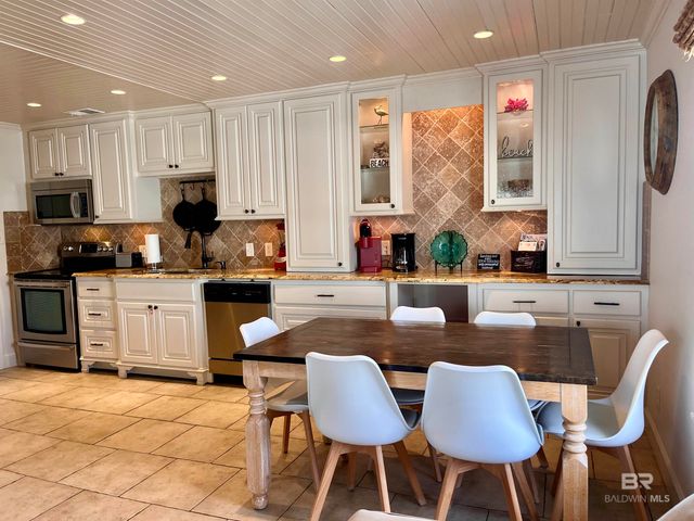 1129 W Beach Boulevard 303, Gulf Shores, AL 36542