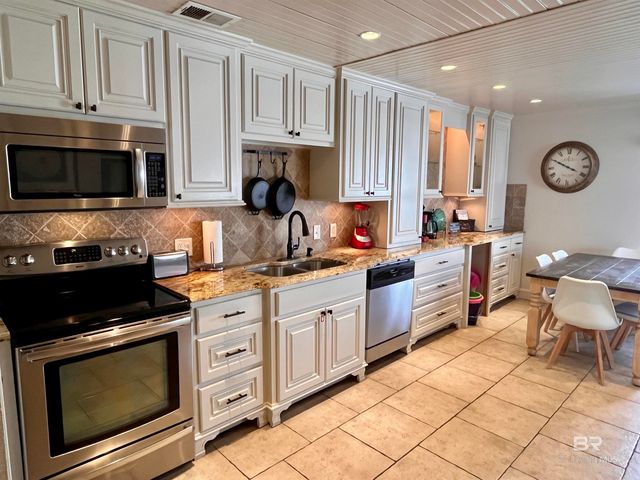 1129 W Beach Boulevard 303, Gulf Shores, AL 36542