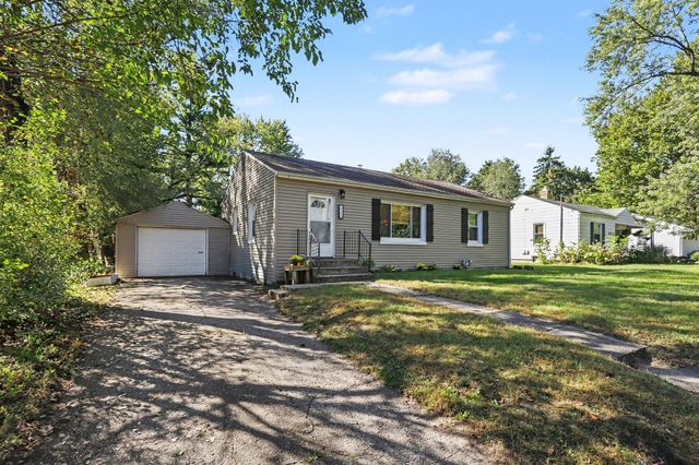 330 E Van Hoesen Boulevard, Portage City, MI 49002