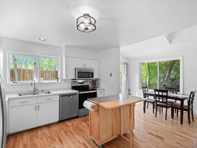 4461 Pembroke Gdns, Boulder, CO 80301