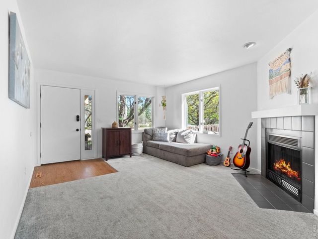 4461 Pembroke Gdns, Boulder, CO 80301