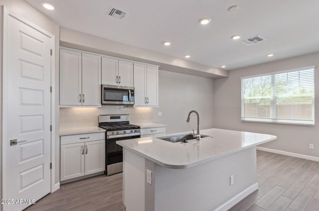 5835 E Rose Garden Lane, Phoenix, AZ 85054
