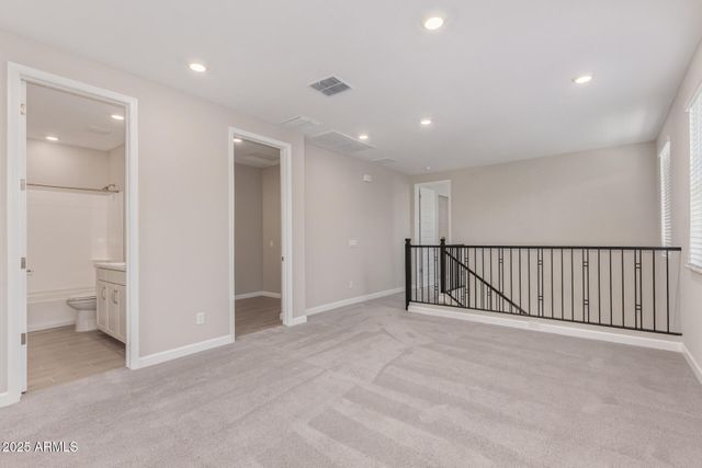 5835 E Rose Garden Lane, Phoenix, AZ 85054