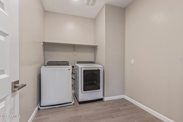 5835 E Rose Garden Lane, Phoenix, AZ 85054