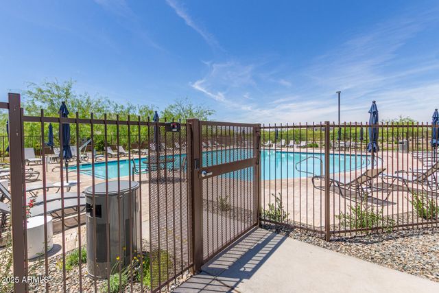 5835 E Rose Garden Lane, Phoenix, AZ 85054