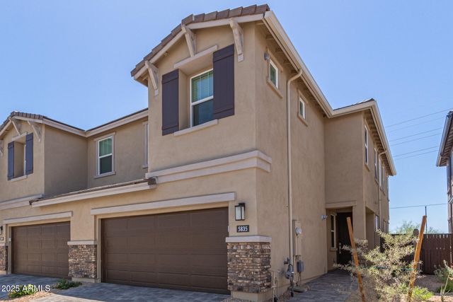 5835 E Rose Garden Lane, Phoenix, AZ 85054