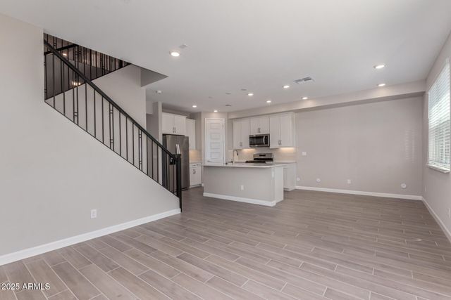 5835 E Rose Garden Lane, Phoenix, AZ 85054