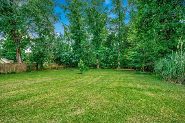 300 Rolling Ridge Dr., Longs, SC 29568