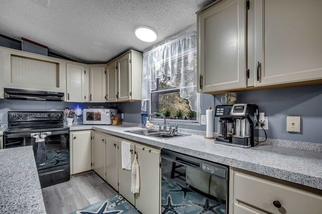 300 Rolling Ridge Dr., Longs, SC 29568