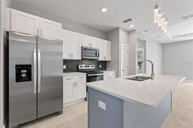 3707 FONTAINEBLEAU STREET, North Port, FL 34287