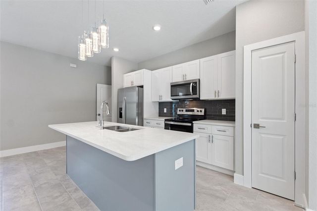 3707 FONTAINEBLEAU STREET, North Port, FL 34287