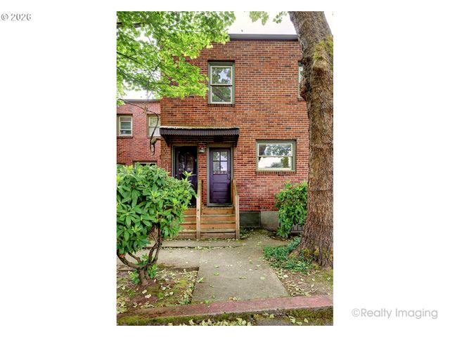 2937 Se HAWTHORNE Blvd, Portland, OR 97214