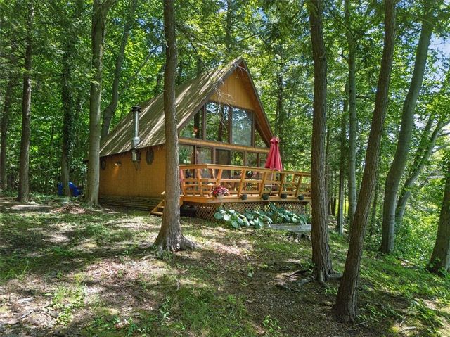 7682 Cottage Road 2, Wolcott, NY 14590