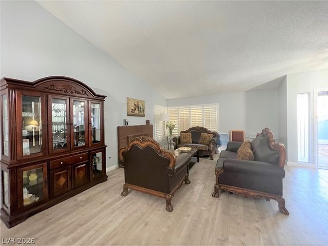 4761 Torrence Drive, Las Vegas, NV 89103