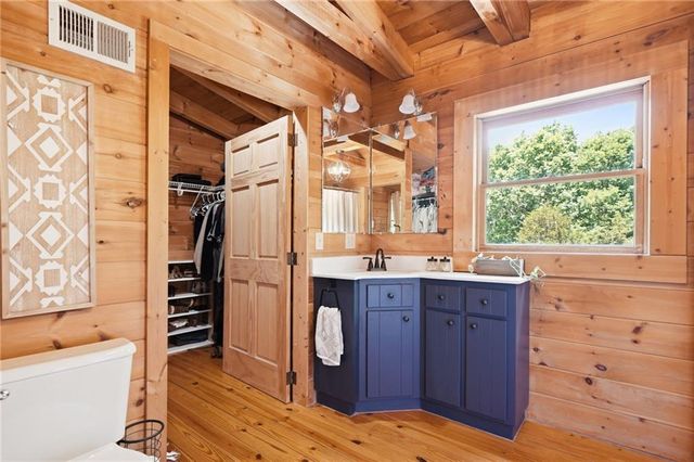 74 Farr Circle NE, Rydal, GA 30171