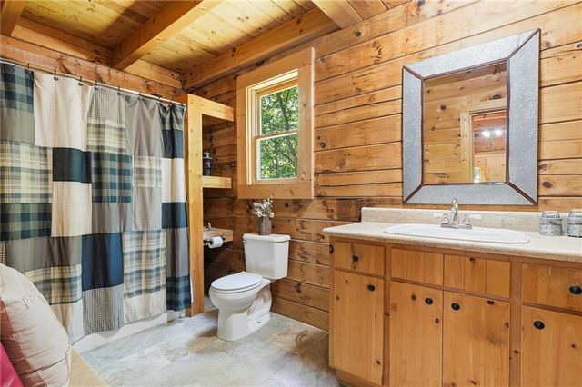 74 Farr Circle NE, Rydal, GA 30171