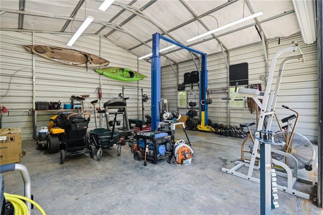 74 Farr Circle NE, Rydal, GA 30171