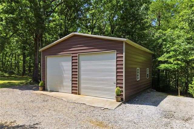 74 Farr Circle NE, Rydal, GA 30171