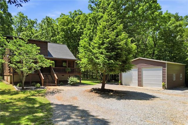 74 Farr Circle NE, Rydal, GA 30171