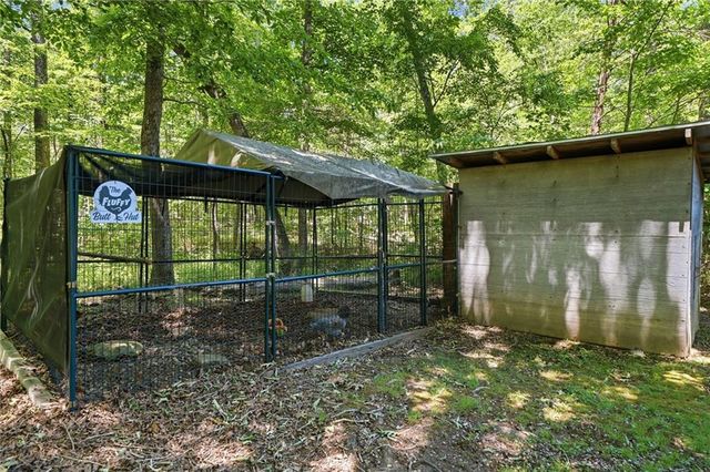 74 Farr Circle NE, Rydal, GA 30171