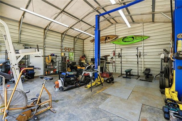 74 Farr Circle NE, Rydal, GA 30171