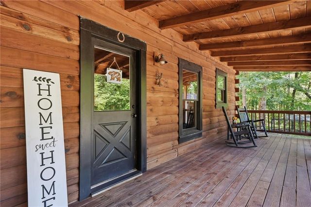 74 Farr Circle NE, Rydal, GA 30171