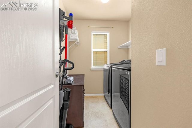 7713 Blue Vail Way, Colorado Springs, CO 80922