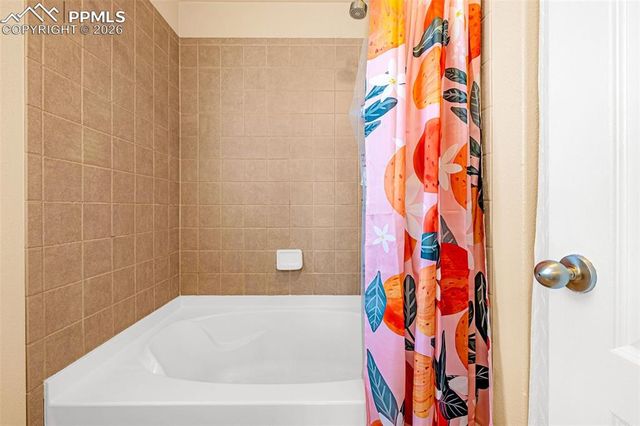 7713 Blue Vail Way, Colorado Springs, CO 80922