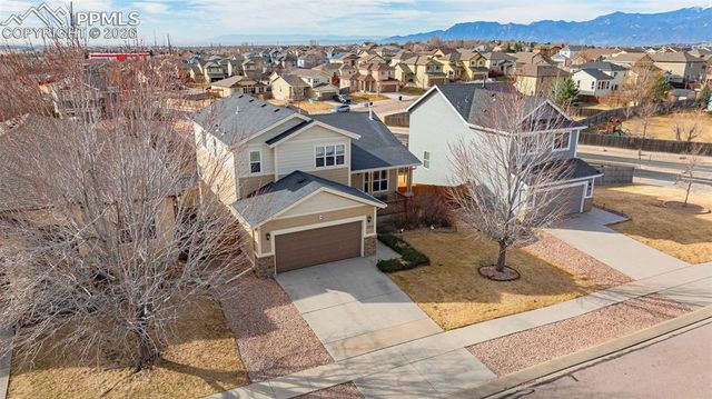 7713 Blue Vail Way, Colorado Springs, CO 80922