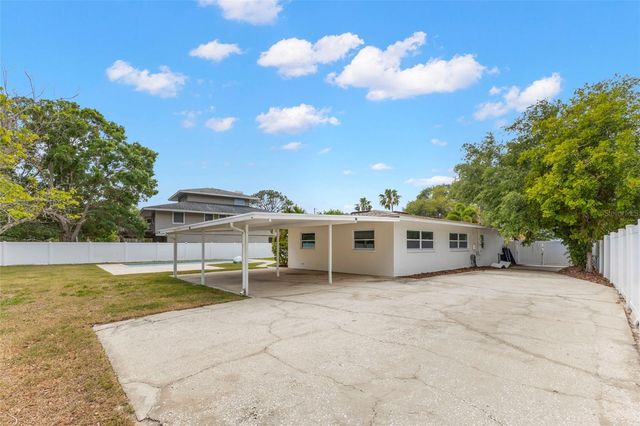 125 CARLYLE DRIVE, Palm Harbor, FL 34683