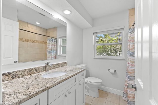 125 CARLYLE DRIVE, Palm Harbor, FL 34683