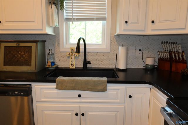 11187 Percy Drive, Tanner, AL 35671
