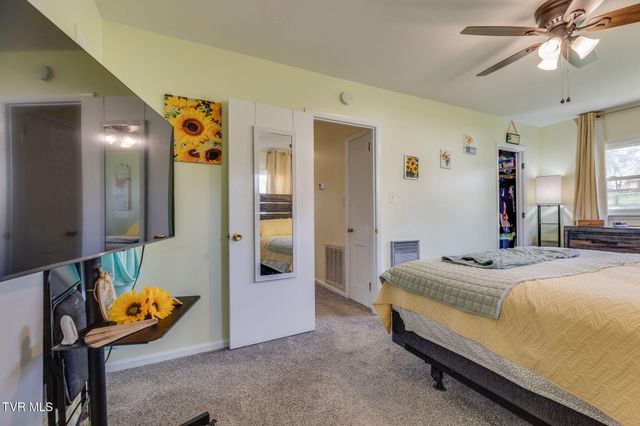 1211 Weaver Pike, Bristol, TN 37620