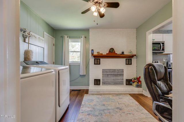 1211 Weaver Pike, Bristol, TN 37620