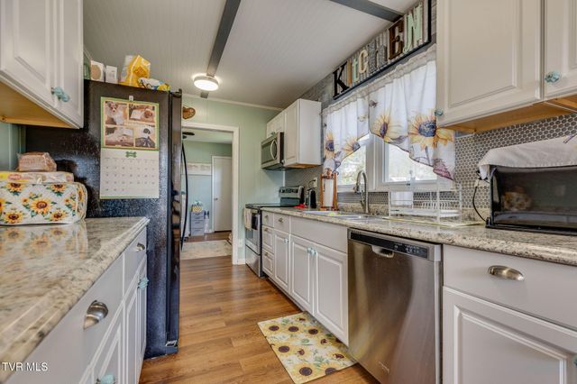 1211 Weaver Pike, Bristol, TN 37620