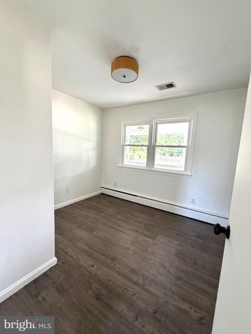 10112 S GRANT AVE, Manassas, VA 20110