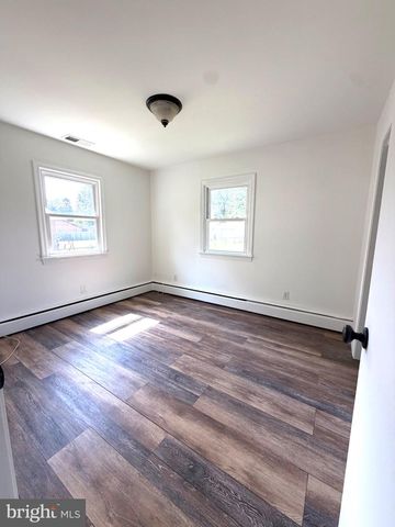10112 S GRANT AVE, Manassas, VA 20110