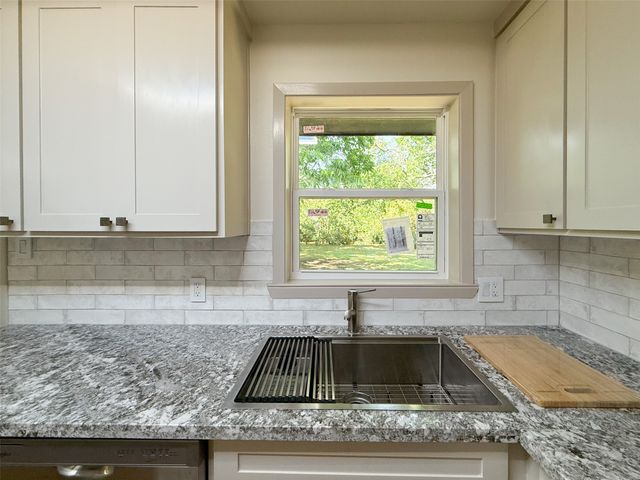 1812 Carlton Street, Denton, TX 76201