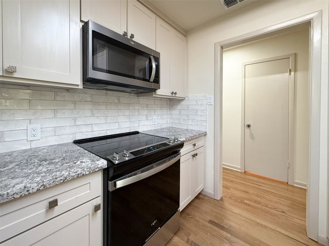 1812 Carlton Street, Denton, TX 76201