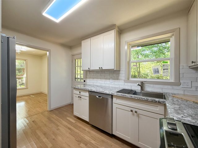 1812 Carlton Street, Denton, TX 76201